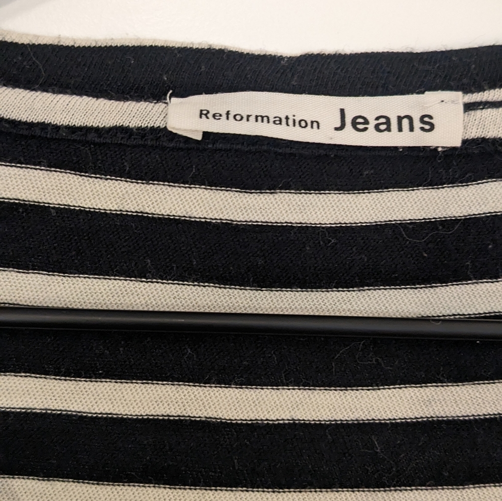 Reformation XS t-shirt black and white stripe - Picture 5 of 6